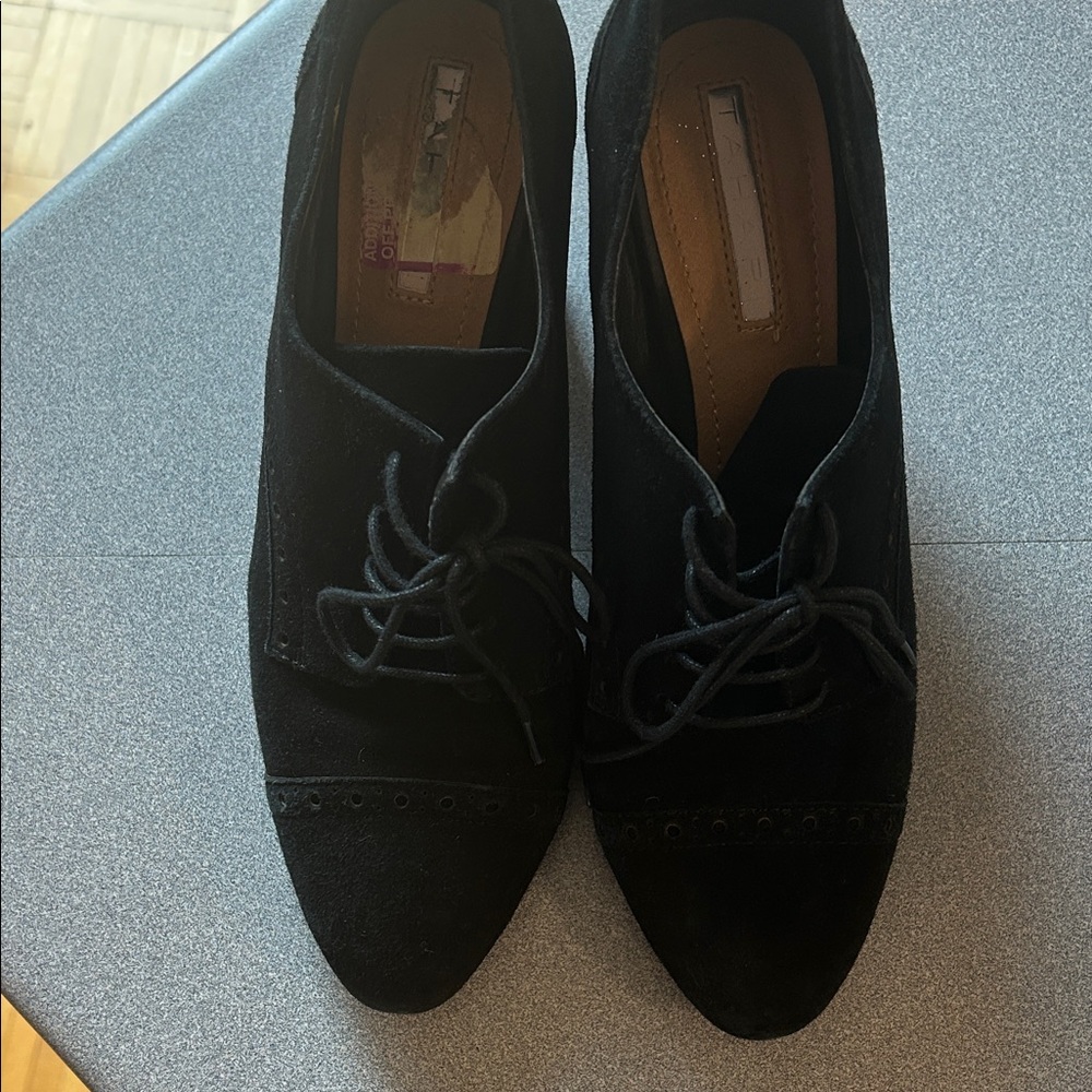 Tahari Black Women's Heeled Shoes